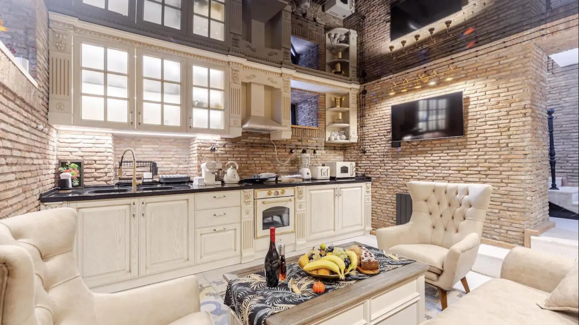 Luxury Home In Old Tbilisi With Terrace Georgia