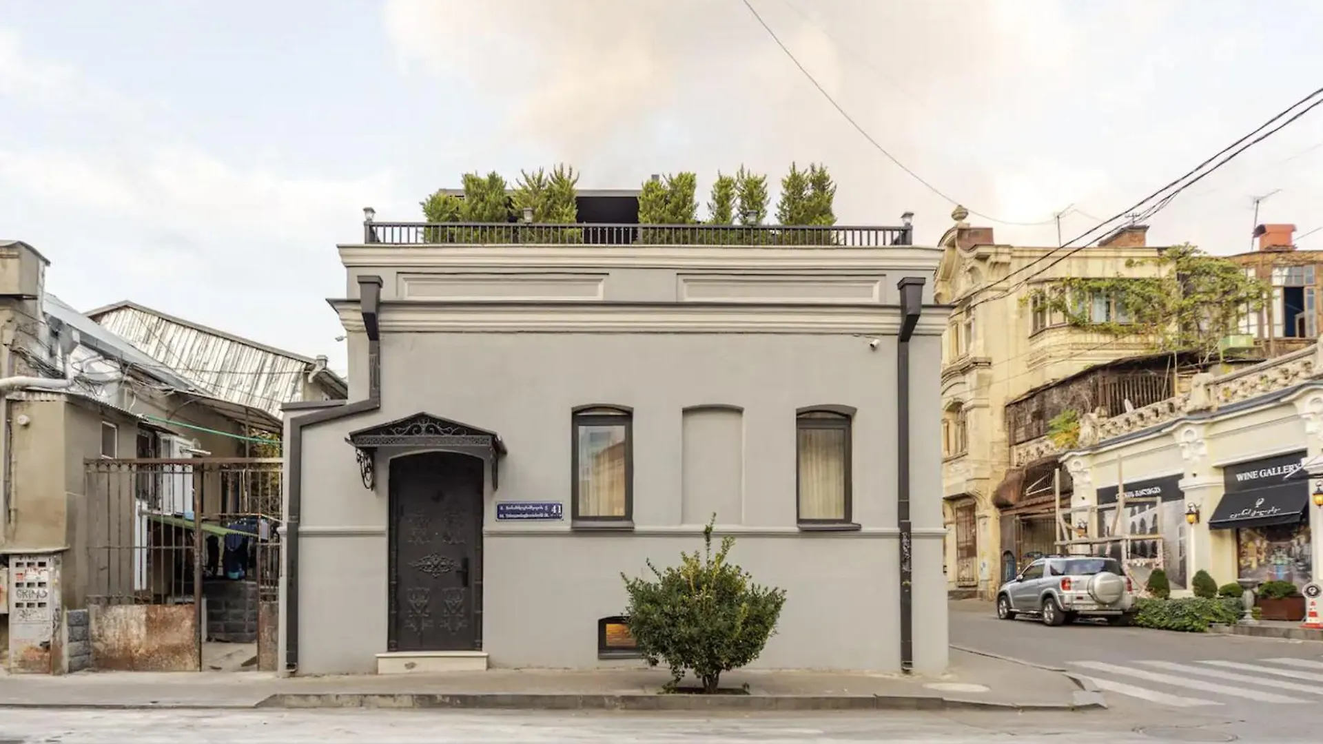 Luxury Home In Old Tbilisi With Terrace contacts